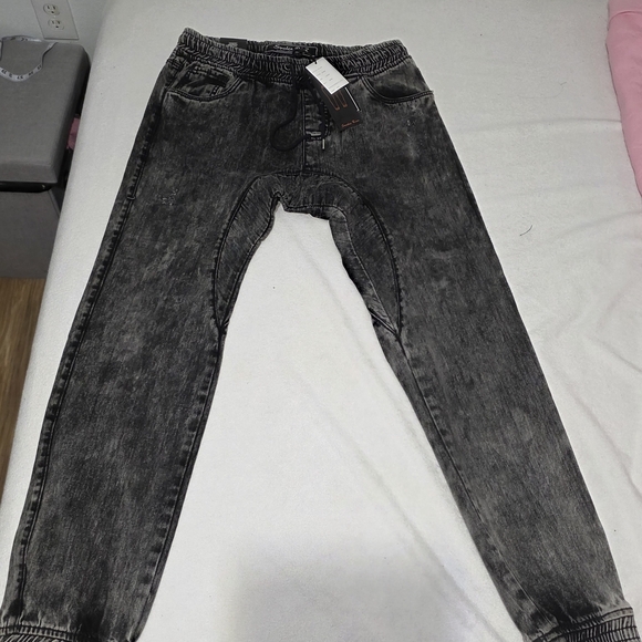 Smoke Rise Men's Charcoal Joggers - Picture 4 of 16